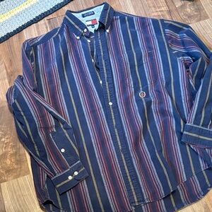 vintage 90s men’s size M Tommy Hilfiger vertical striped button-down shirt.